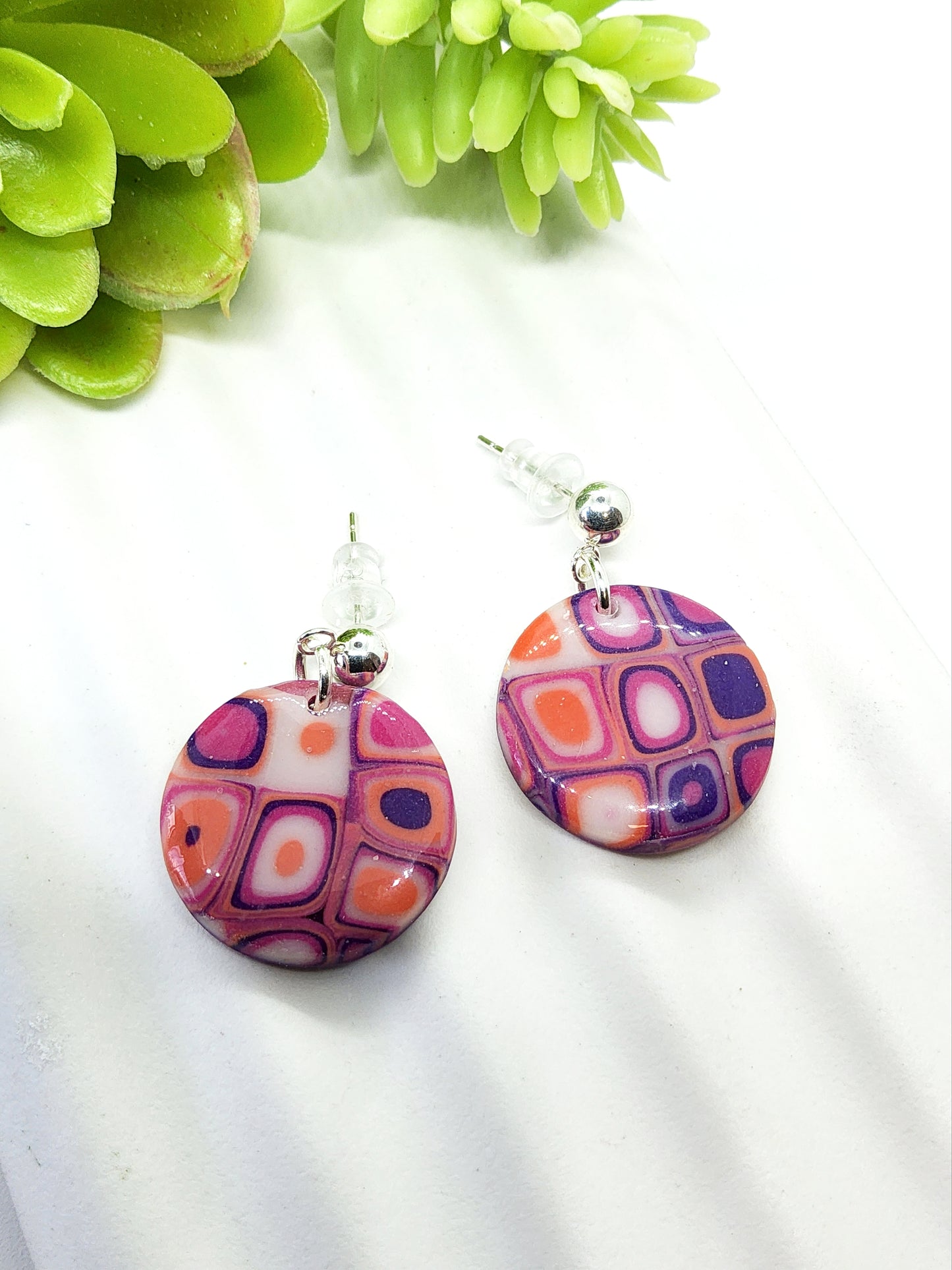 RETRO ROUND POLYMER CLAY EARRINGS