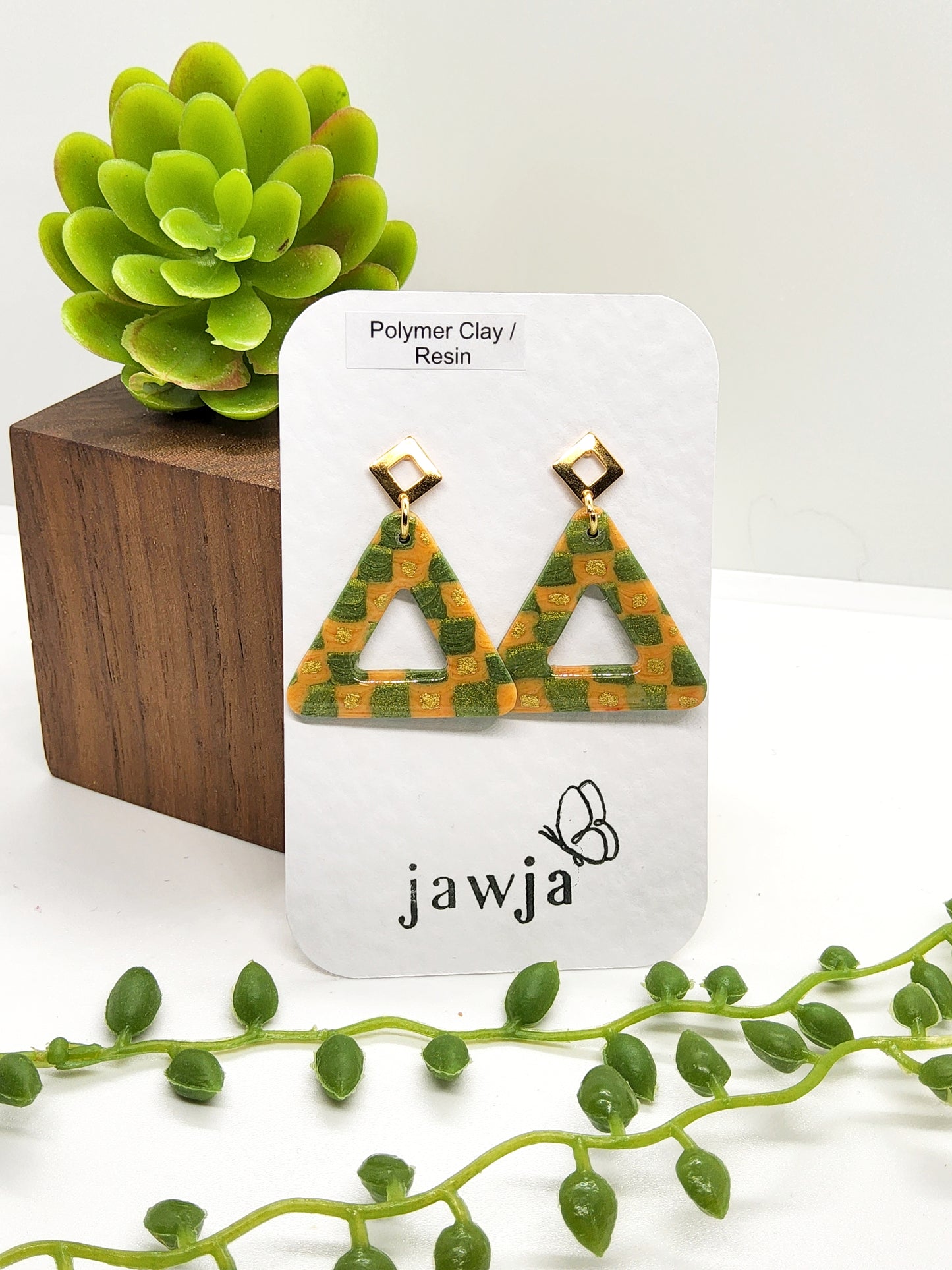 TRIANGLE POLYMER CLAY EARRINGS