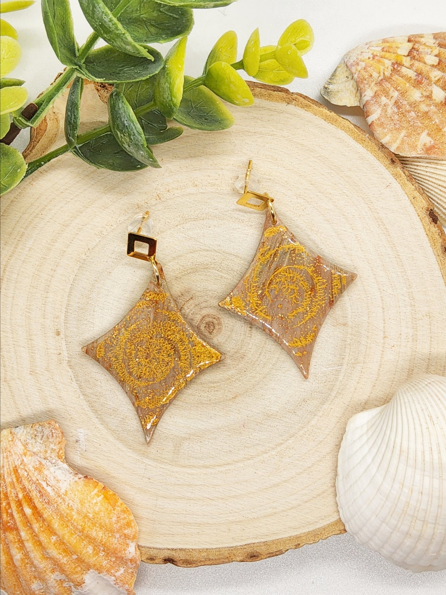 GEOMETRIC SWIRL POLYMER CLAY EARRINGS
