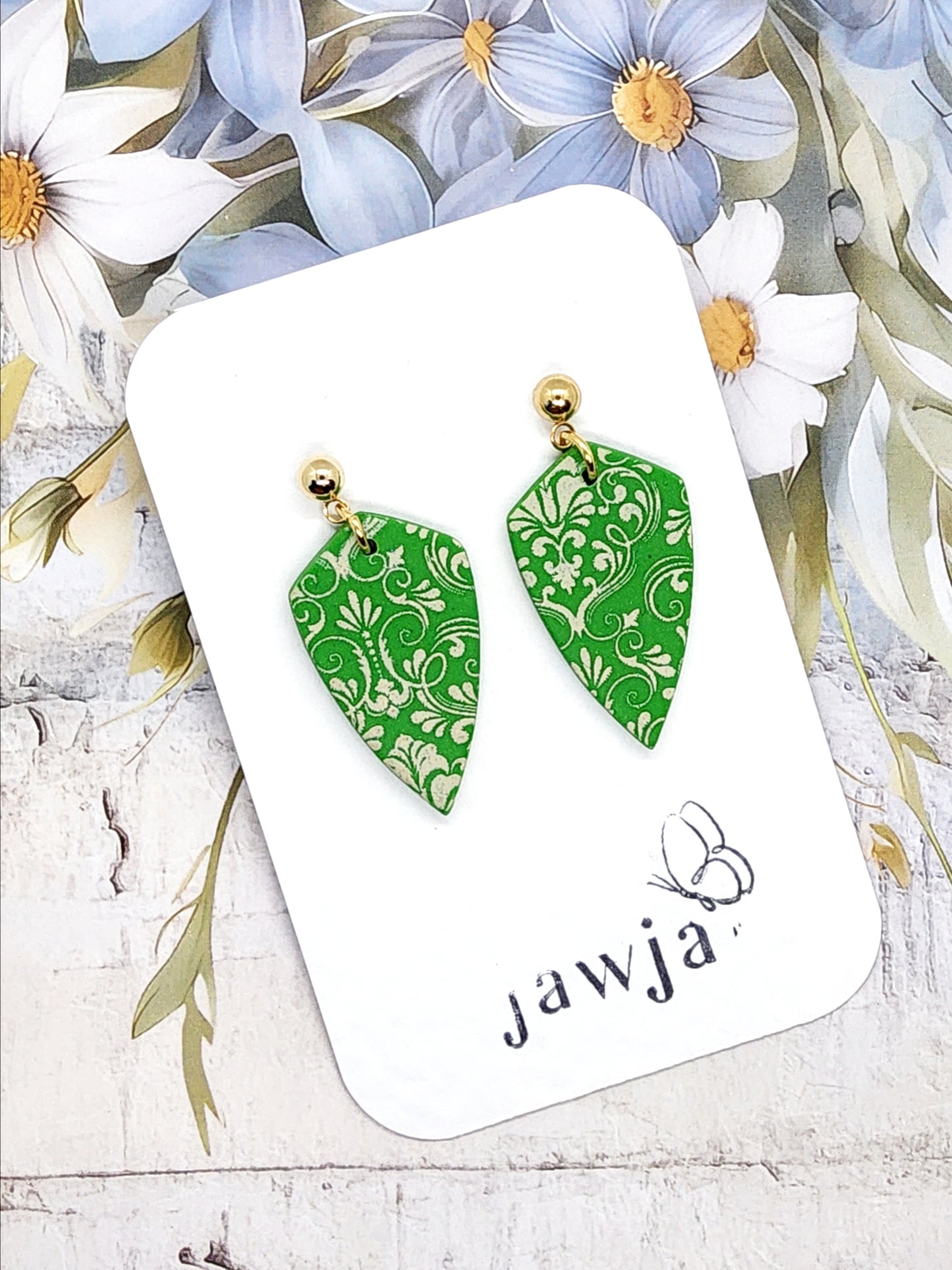HREEN AND CREAM SCROLL POLYMER CLAY EARRINGS