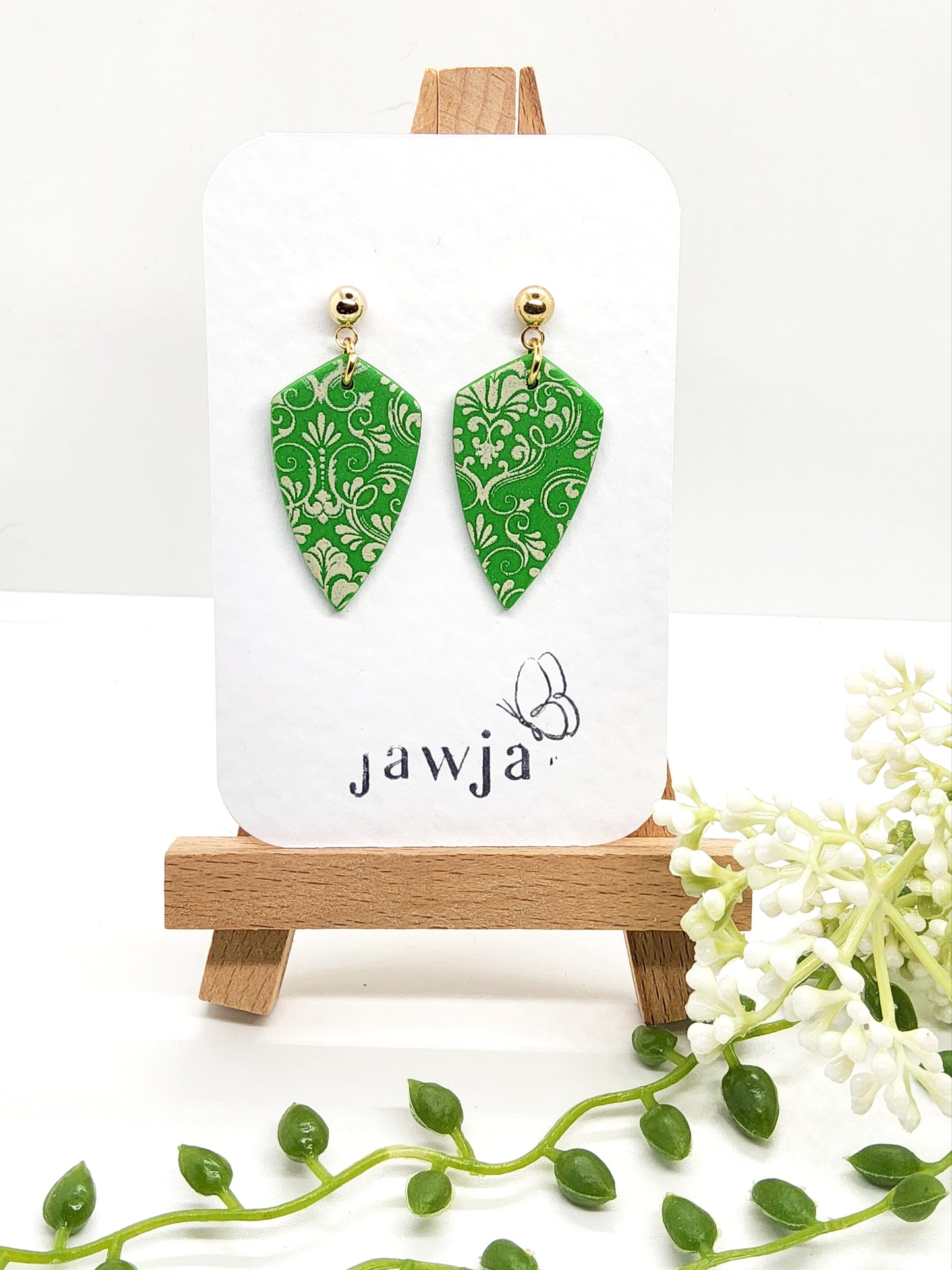 HREEN AND CREAM SCROLL POLYMER CLAY EARRINGS