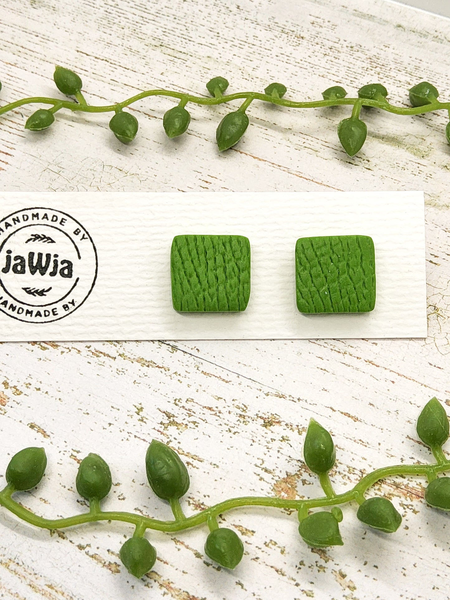 GREEN LEATHER EFFECT POLYMER CLAY STUD EARRINGS