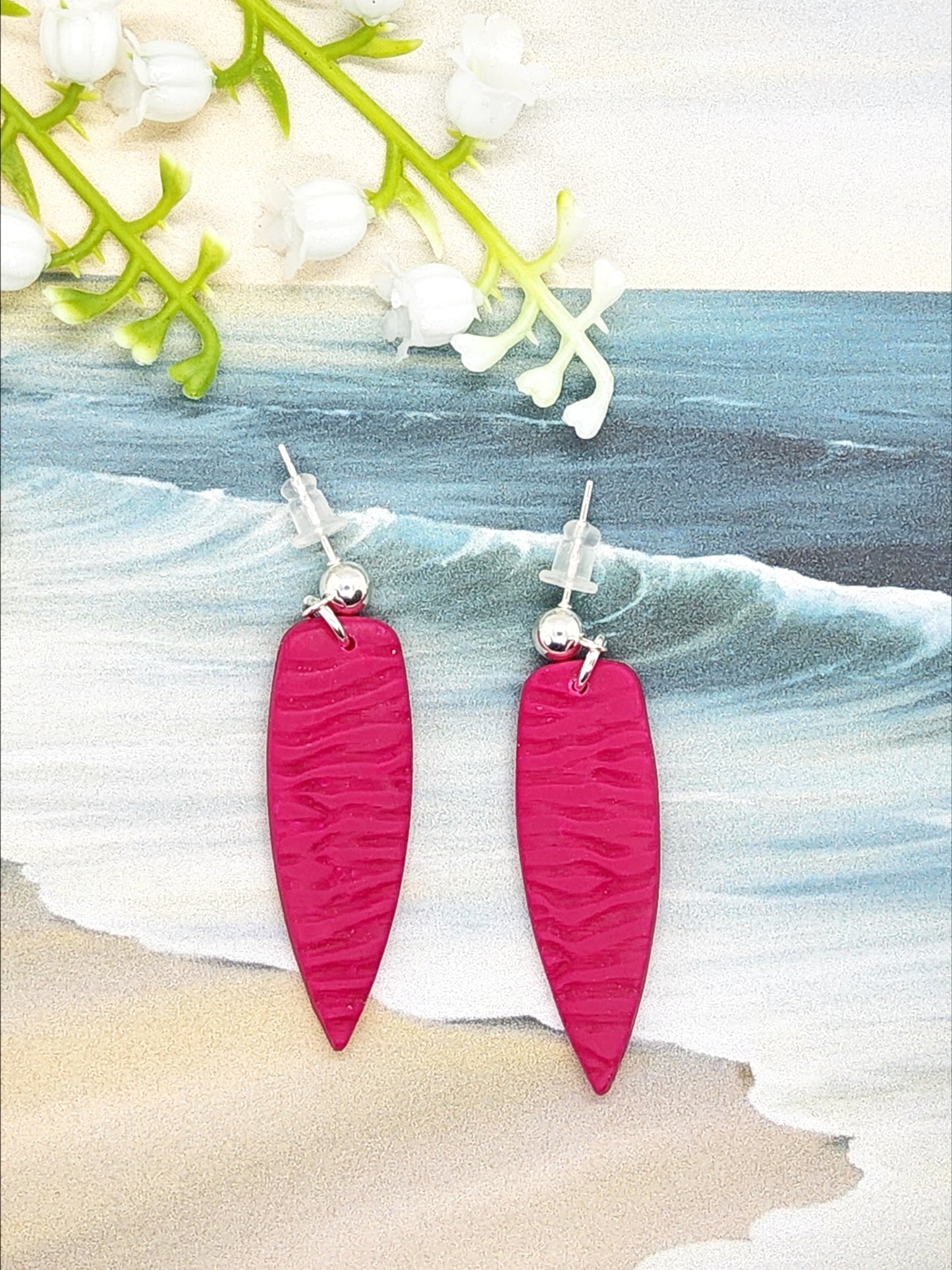 BRIGHT FUSCHIA RIPPLE POLYMER CLAY EARRINGS