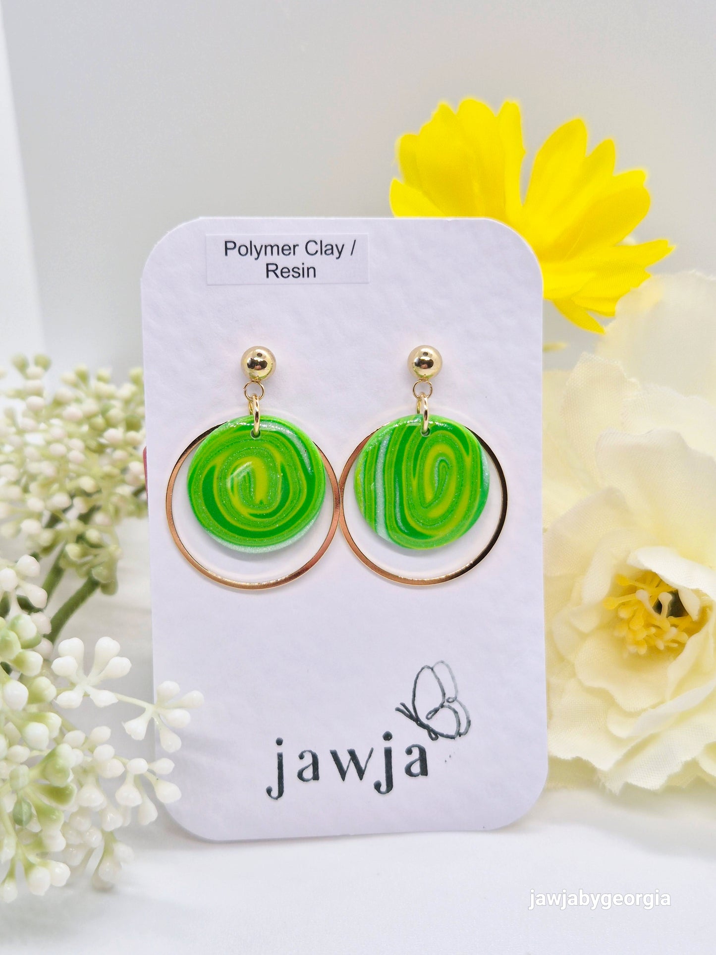 GREEN SWIRL DISC POLYMER CLAY EARRINGS