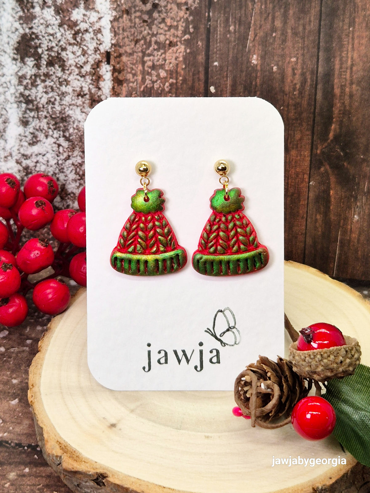 METALLIC GREEN AND RED BOBBLE HAT CHRISTMAS
