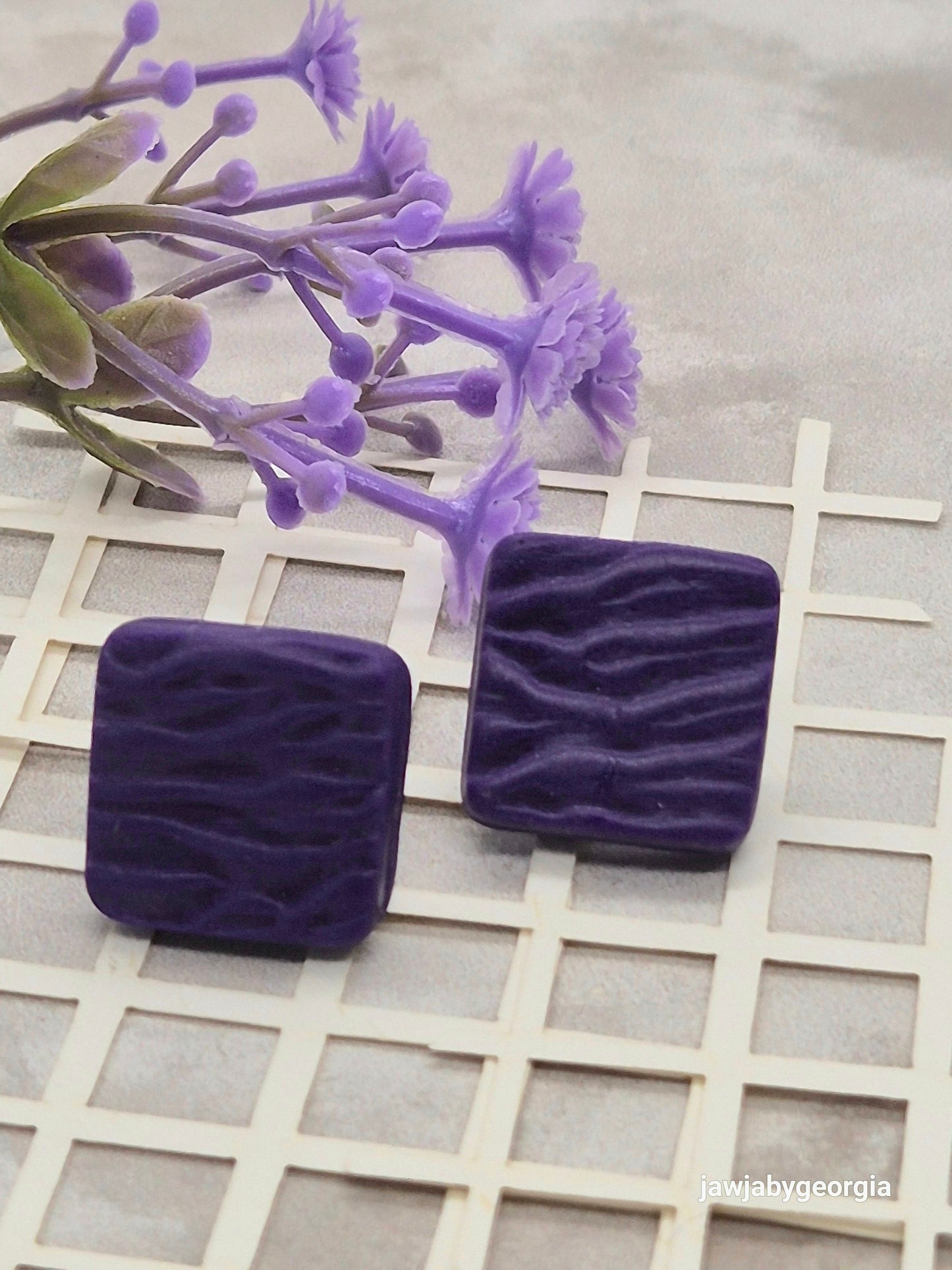 WAVY PURPLE STUDS