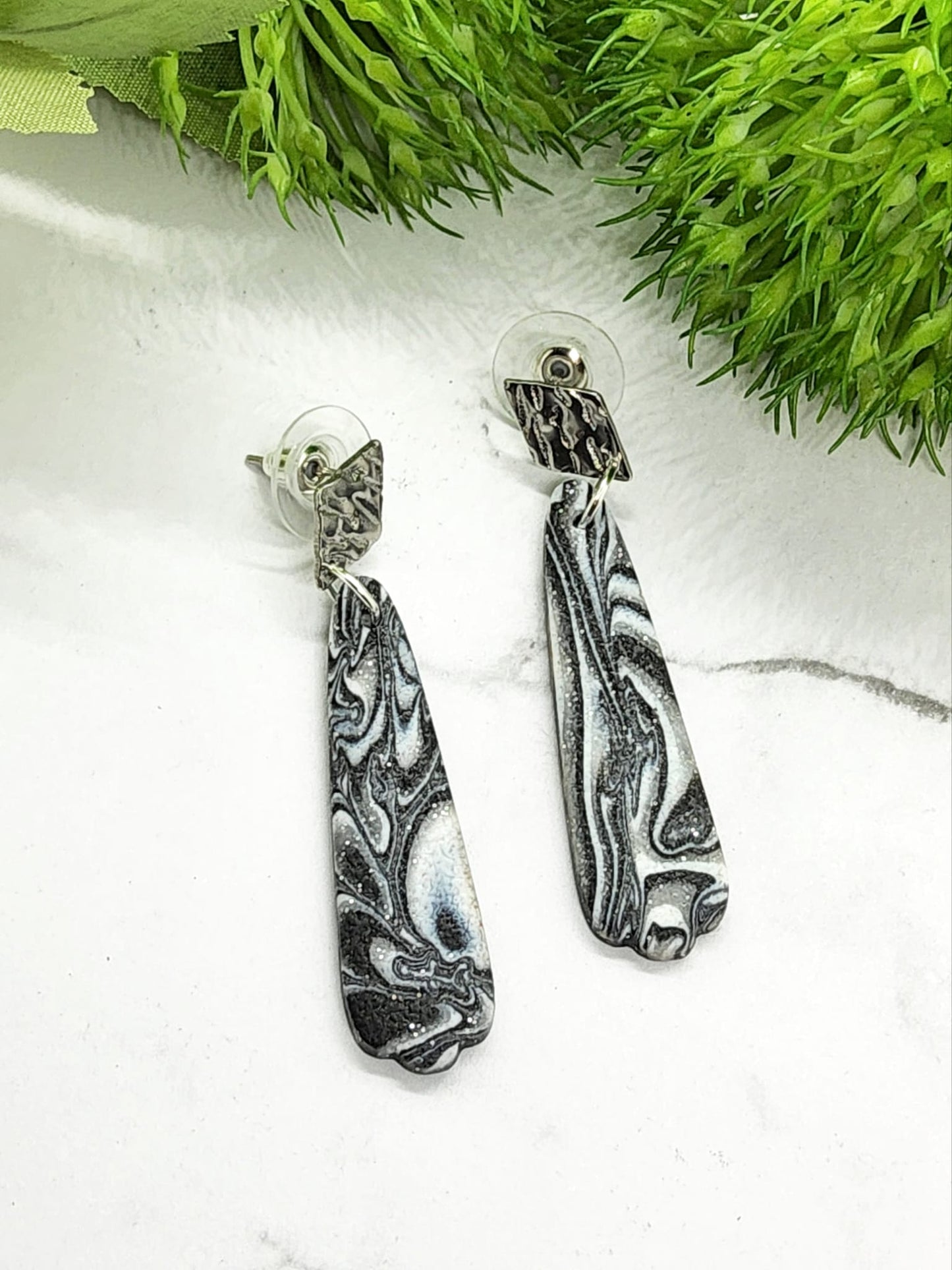 BLACK AND WHITE MARBLED POLYMER CLAY EARRINGS