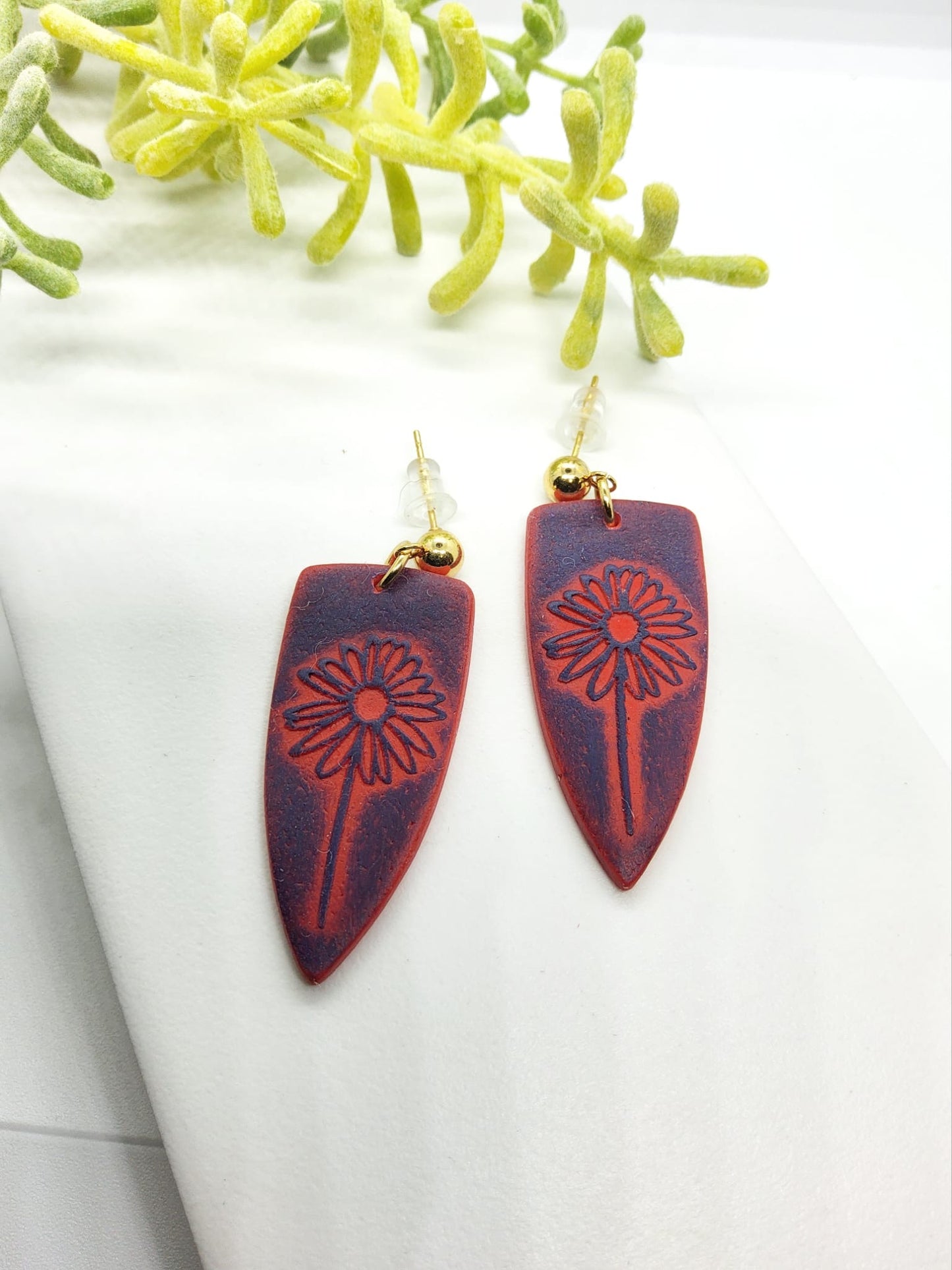 DAISY PATTERN POLYMER CLAY EARRINGS