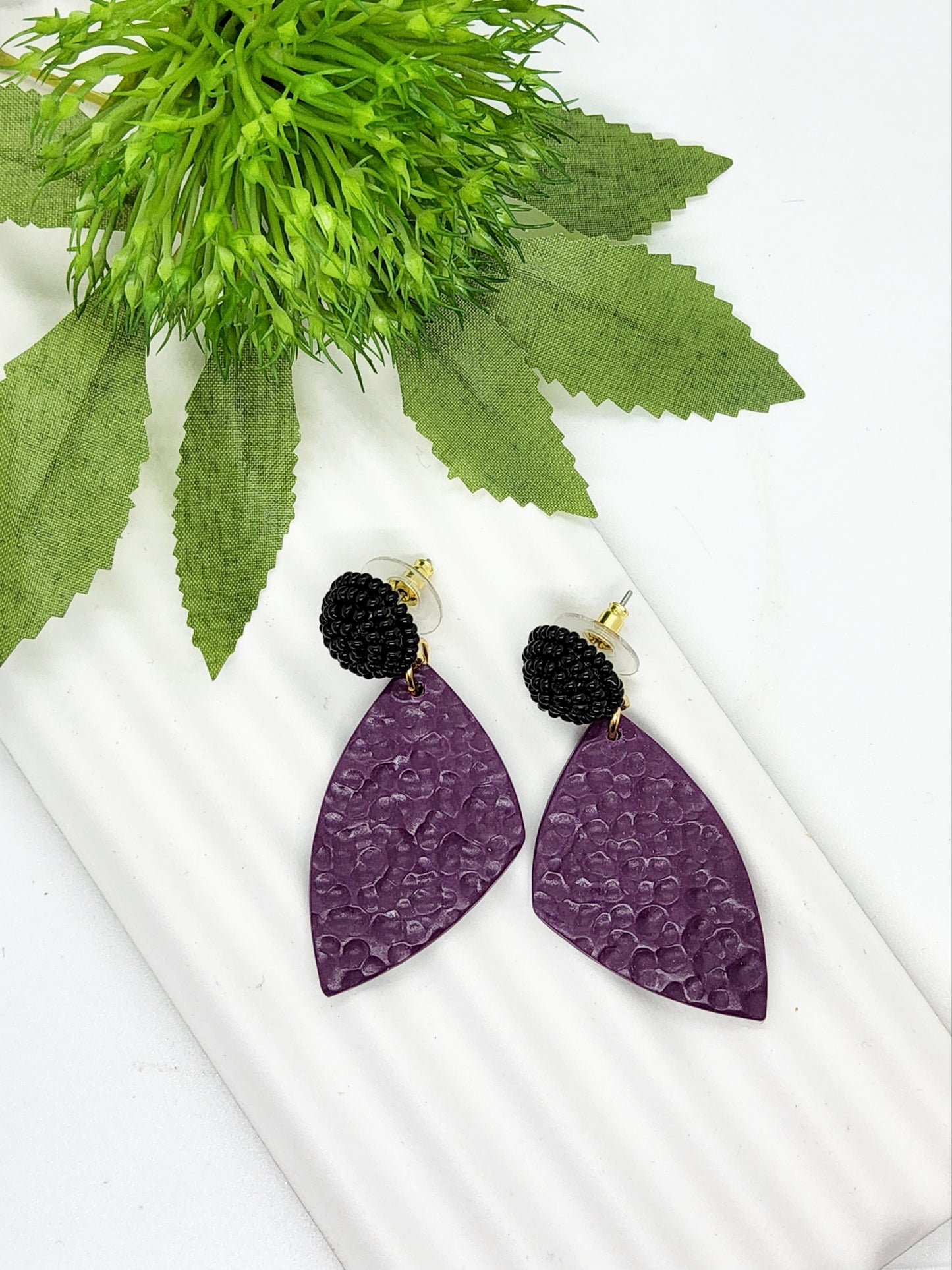 BLACK AND PLUM POLYMER CLAY EARRINGS