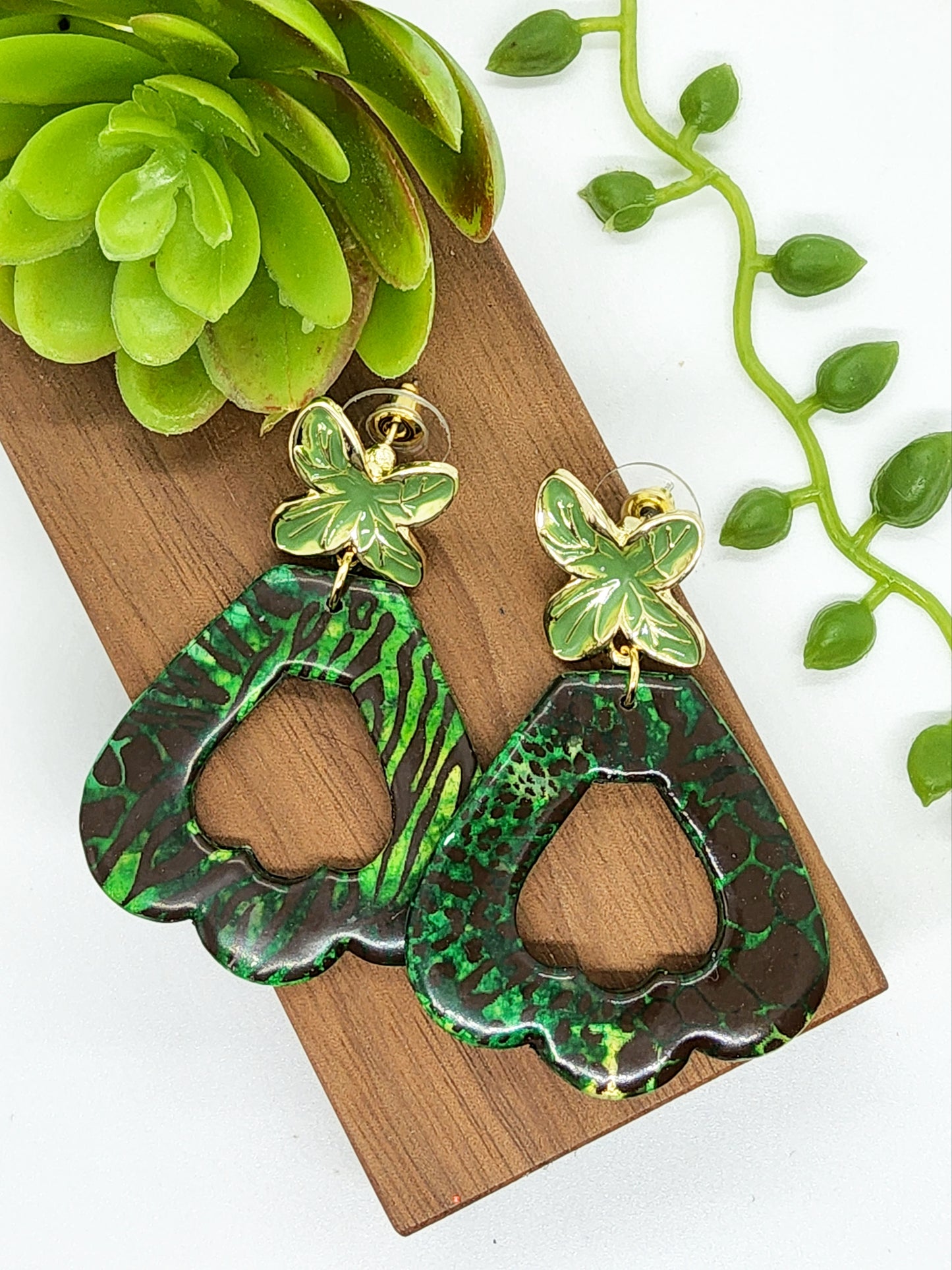 GREEN ANIMAL PRINT STATEMENT POLYMER CLAY EARRINGS