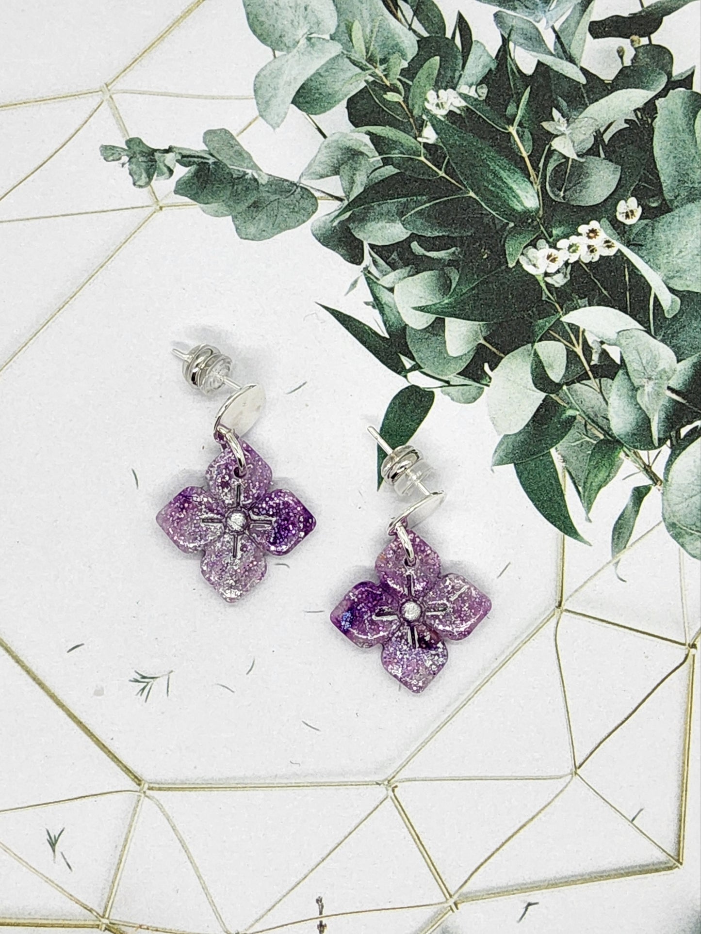 LILAC WITH A HINT OF SPARKLE POLYMER CLAY EARRINGS