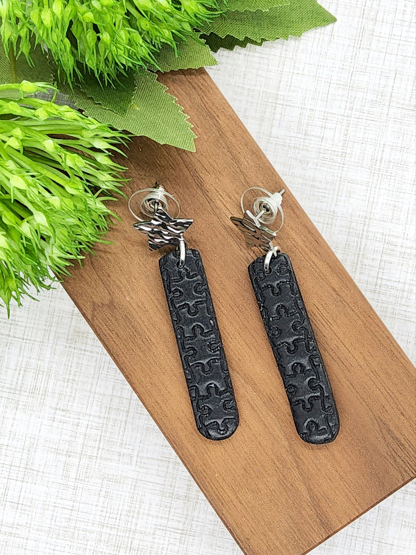 BLACK EMBOSSED POLYMER CLAY EARRINGS