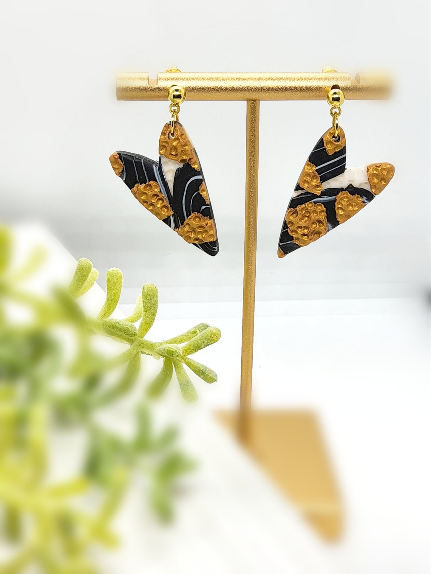 BLACK, WHITE AND GOLD POLYMER CLAY EARRINGS