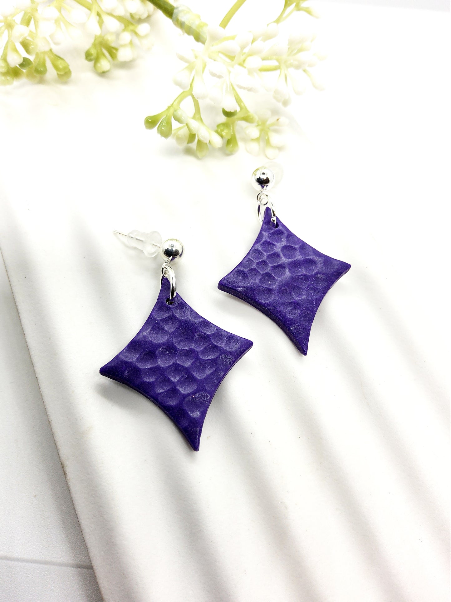 PURPLE HAMMERED EFFECT POLYMER CLAY EARRINGS