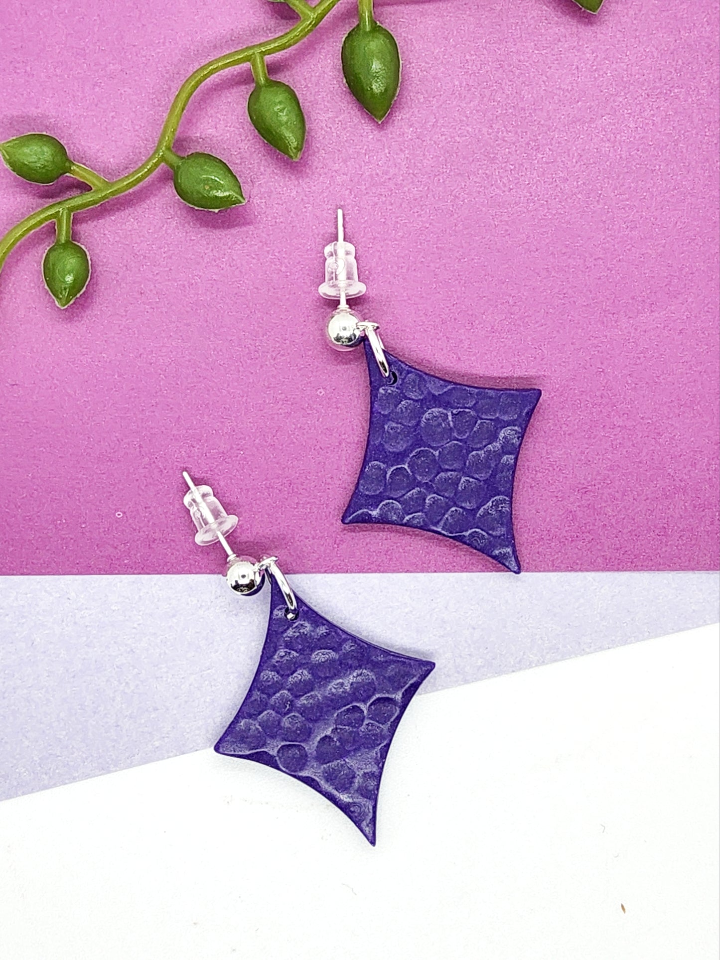 PURPLE HAMMERED EFFECT POLYMER CLAY EARRINGS