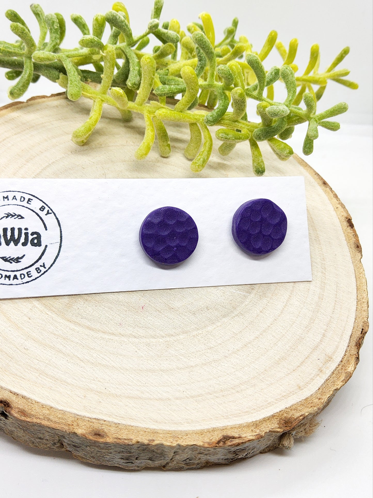 PURPLE HAMMERED EFFECT POLYMER CLAY STUD EARRINGS