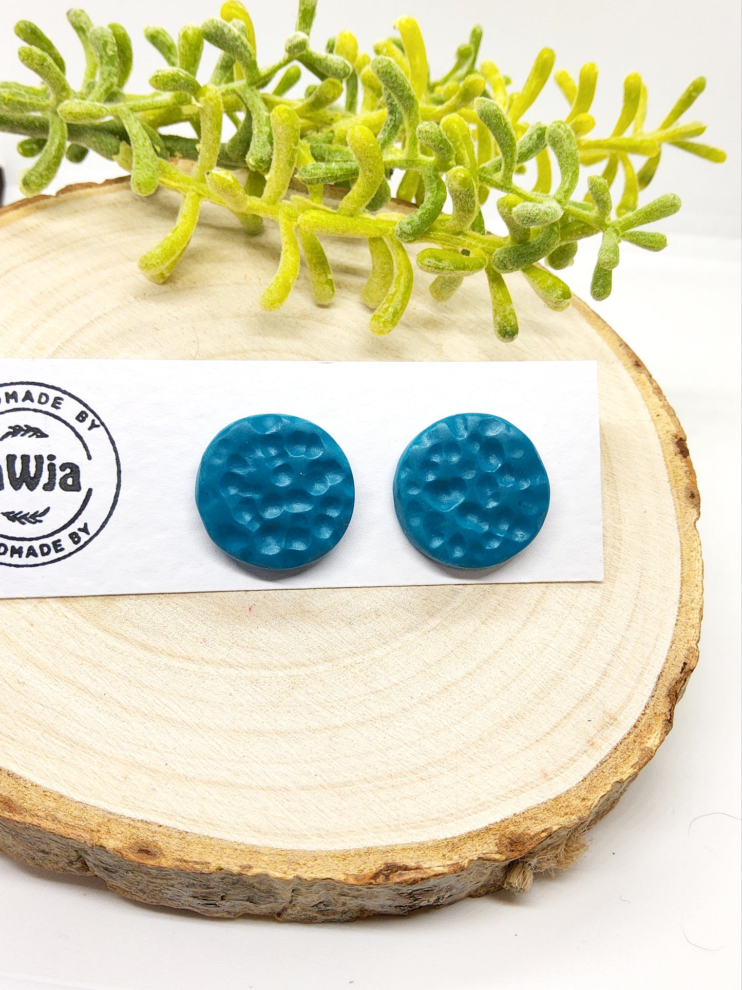 BRIGHT TEAL HAMMERED EFFECT POLYMER CLAY STUD EARRINGS