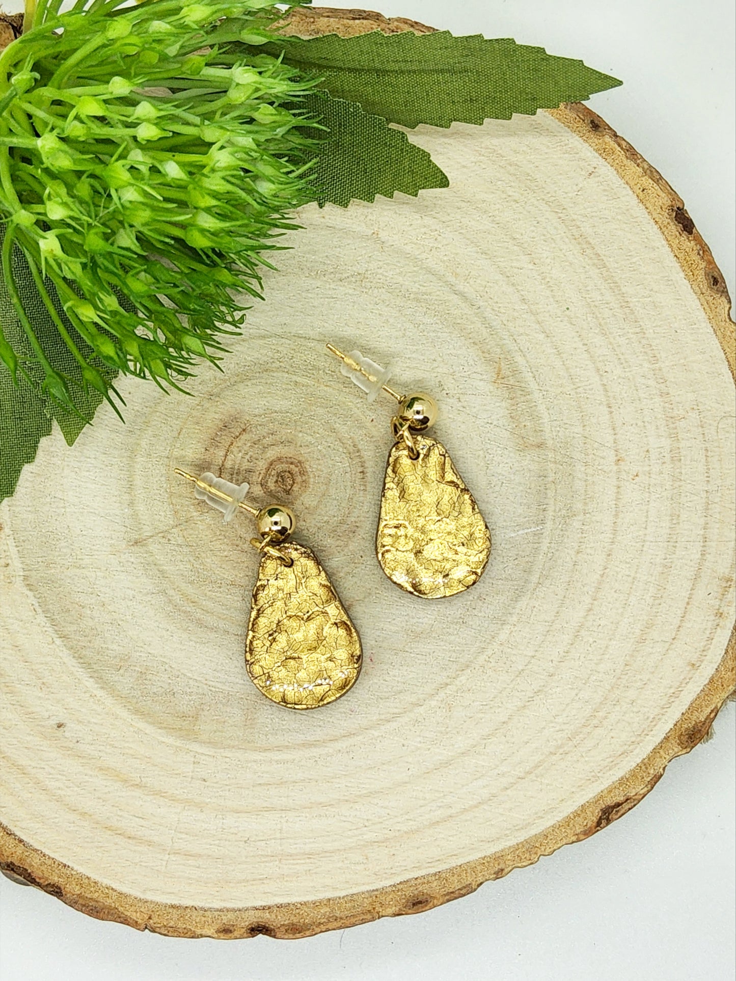 GOLD FOIL HAMMERED EFFECT TEARDROP EARRINGS