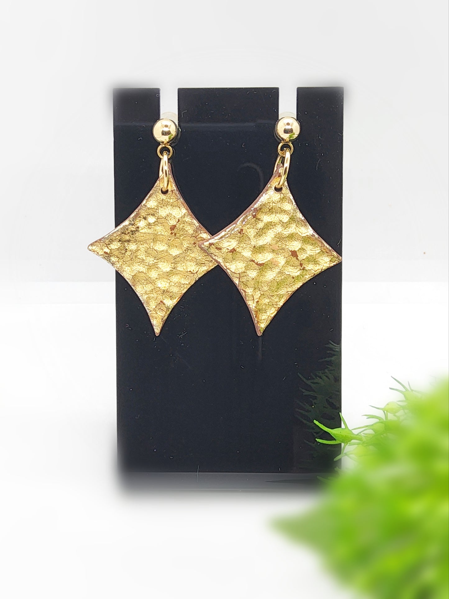 GOLD HAMMERED EFFECT POLYMER CLAY EARRINGS