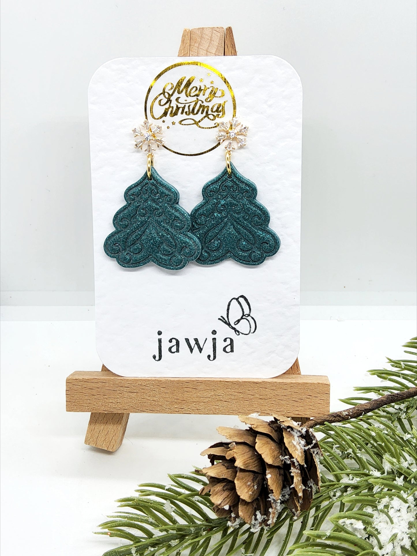 MODERN CHRISTMAS TREE WITH SPARKLY GOLD STUD EARRINGS