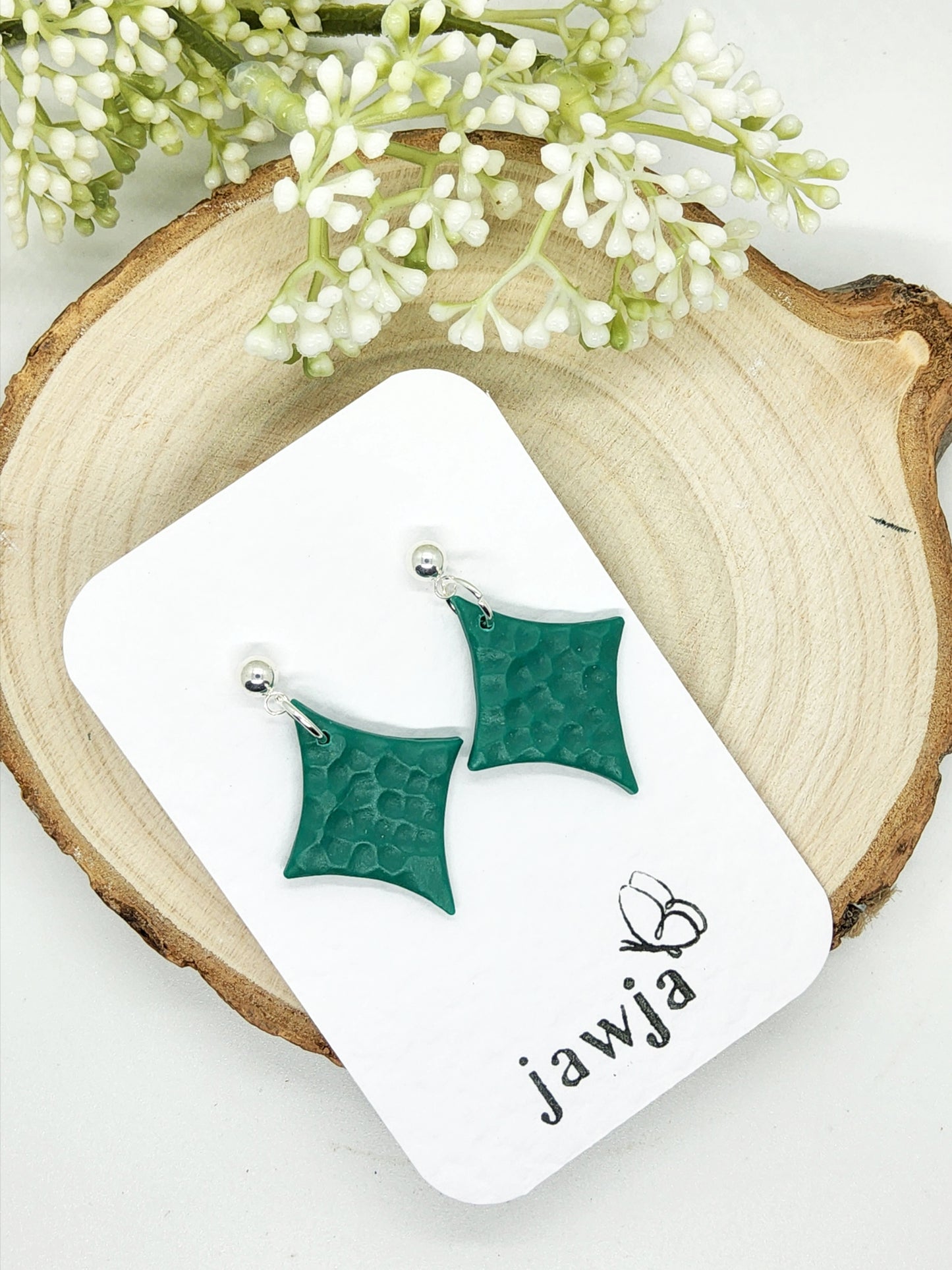 EMERALD GREEN HAMMERED EFFECT POLYMER CLAY EARRINGS