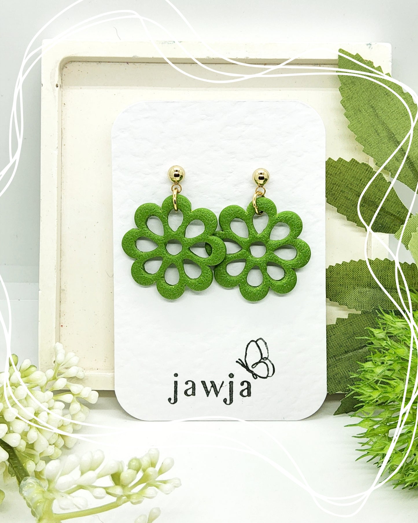 GREEN OPEN SHAPE POLYMER CLAY EARRINGS