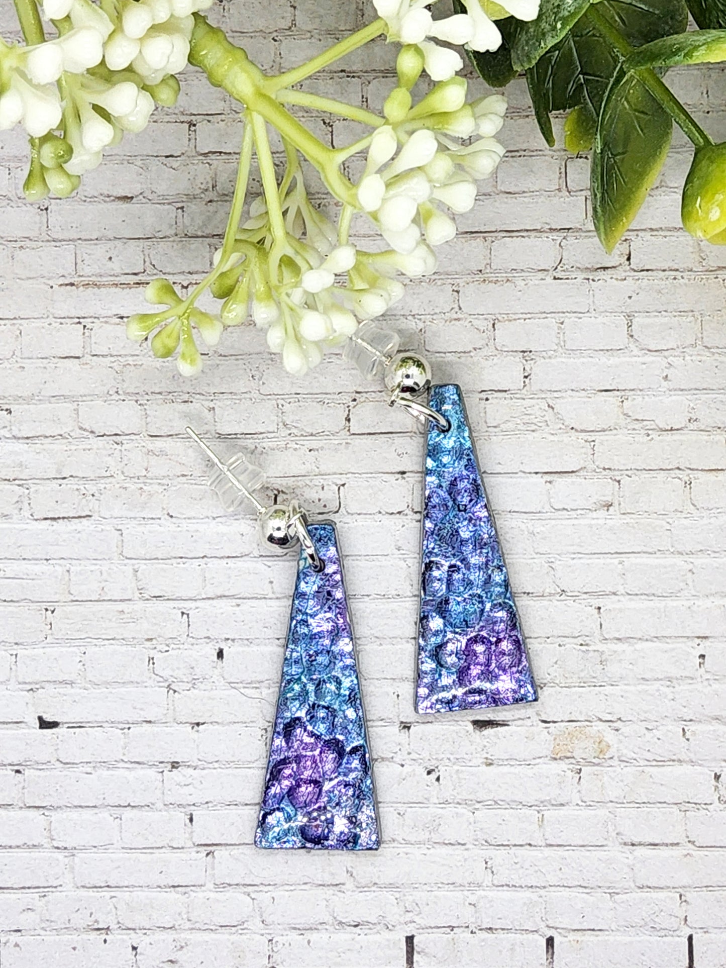 METALLIC LILAC AND BLUE HAMMETED POLYMER CLAY EARRINGS