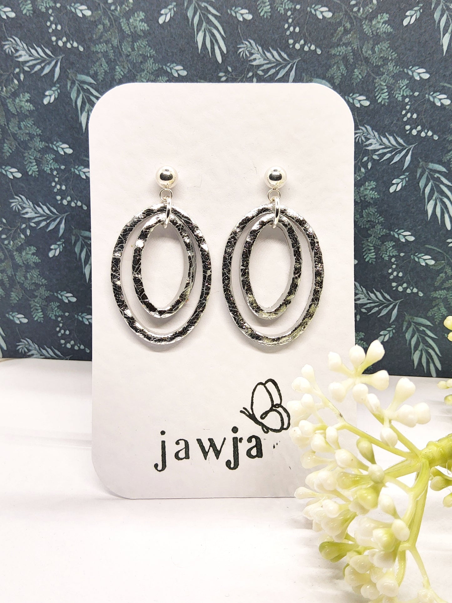 SILVER HAMMERED EFFECT OVAL RING POLYMER CLAY EARRINGS