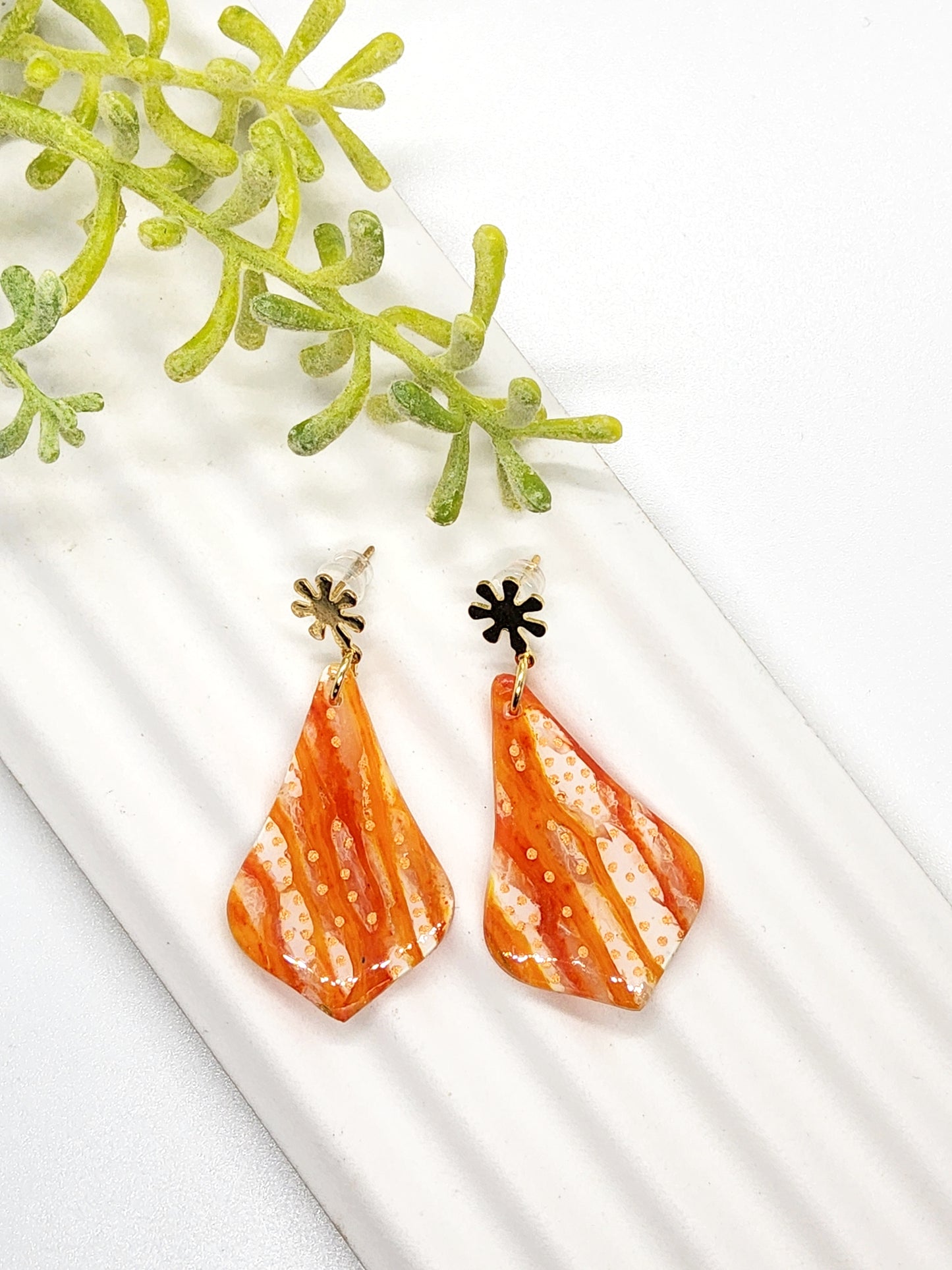 ORANGE MARBLED POLYMER CLAY EARRINGS