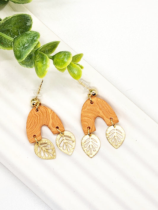 CARAMEL ARCH POLYMER CLAY EARRINGS