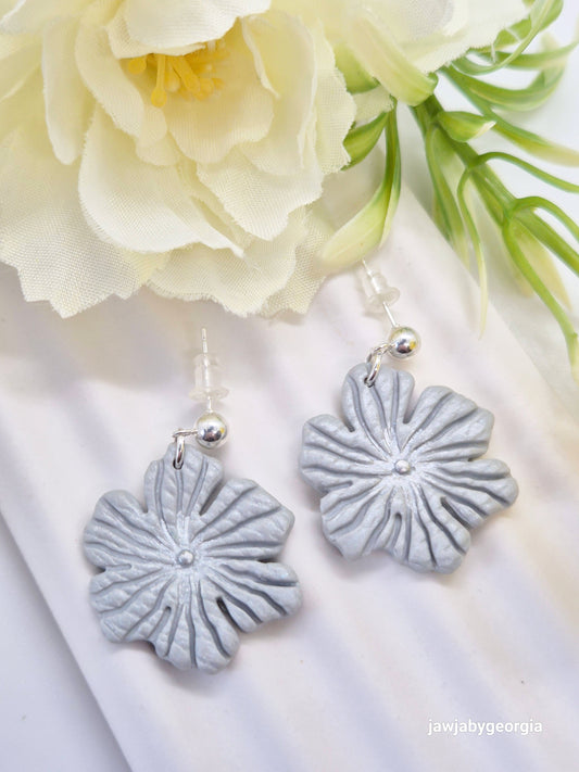 GREY FLOWER POLYMER CLAY EARRINGS