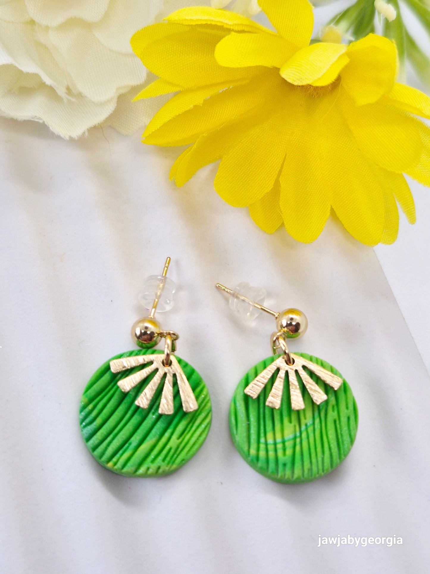 TROPICAL GREEN FAN POLYMER CLAY EARRINGS