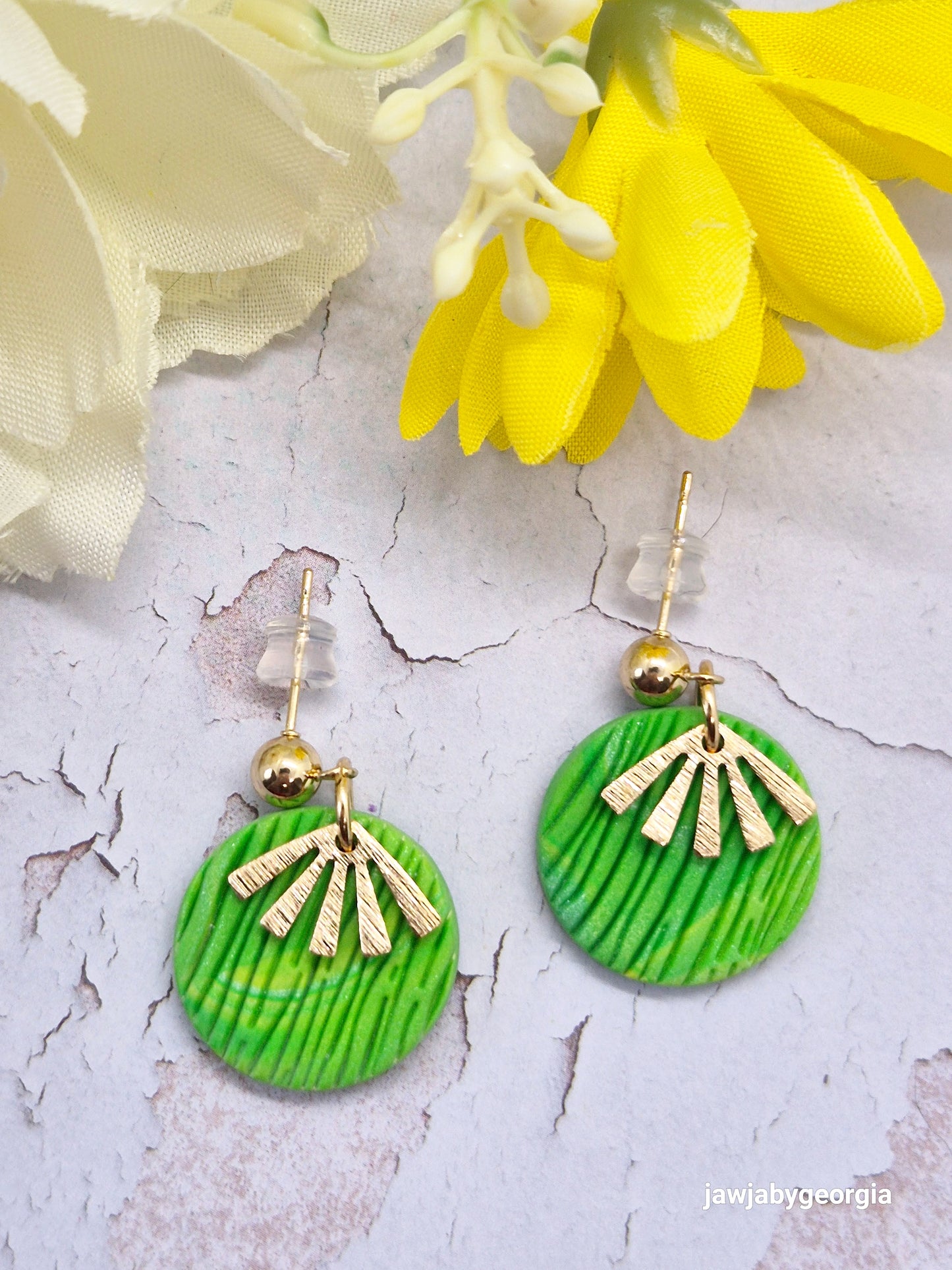 TROPICAL GREEN FAN POLYMER CLAY EARRINGS