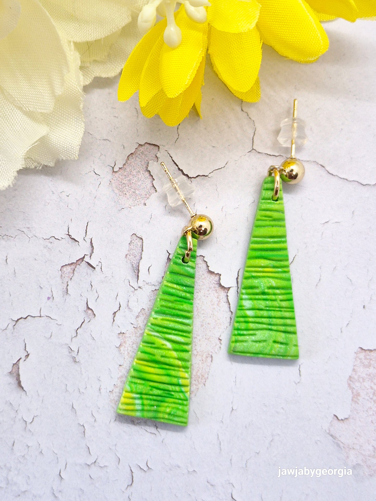 VIBRANT GREEN TEXTURED POLYMER CLAY EARRINGS