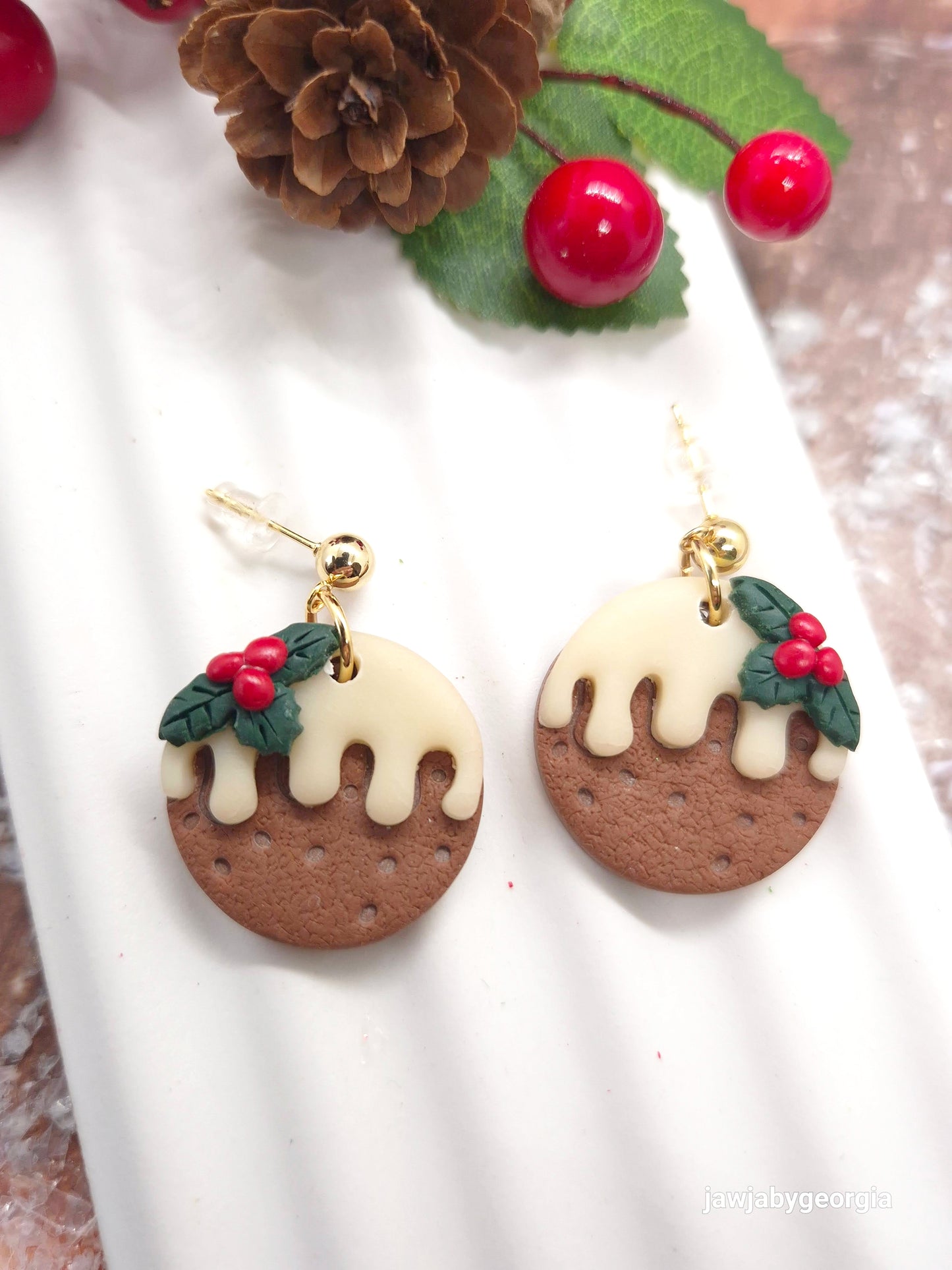CHRISTMAS PUDDING POLYMER CLAY EARRINGS