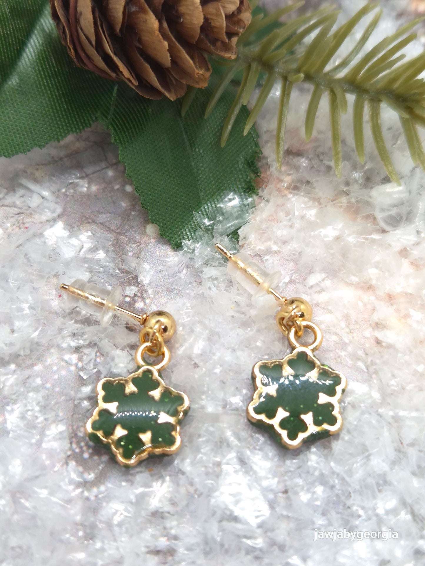 GREEN SNOWFLAKE POLYMER CLAY EARRINGS