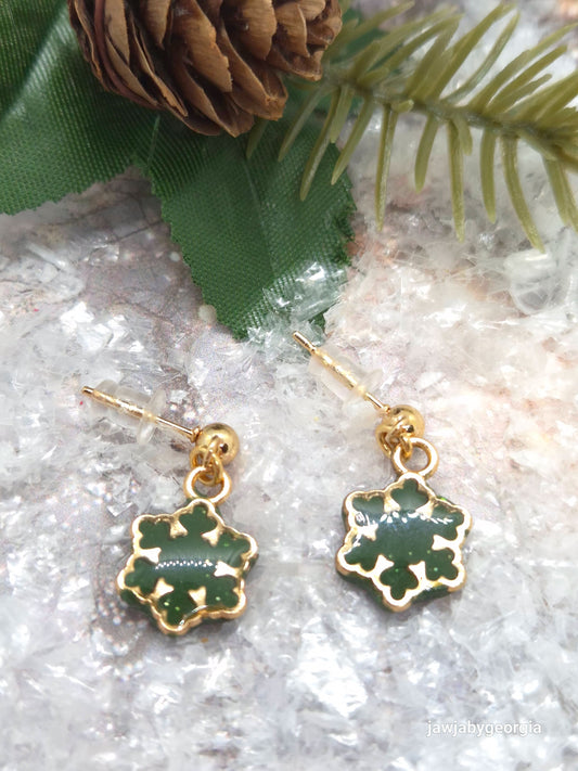 GREEN SNOWFLAKE POLYMER CLAY EARRINGS
