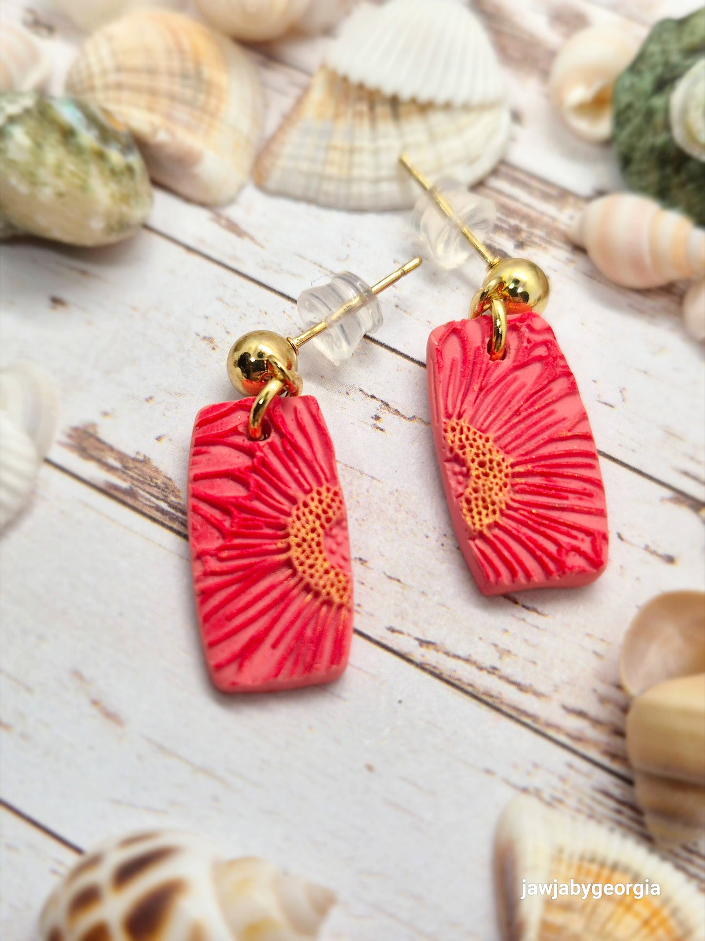 CORAL AND GOLD DAISY POLYMER CLAY EARRINGS