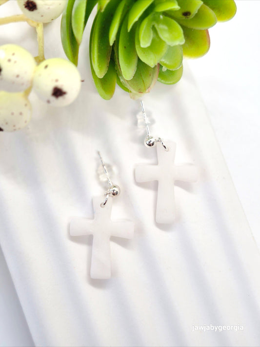 FROSTED WHITE CROSS POLYMER CLAY