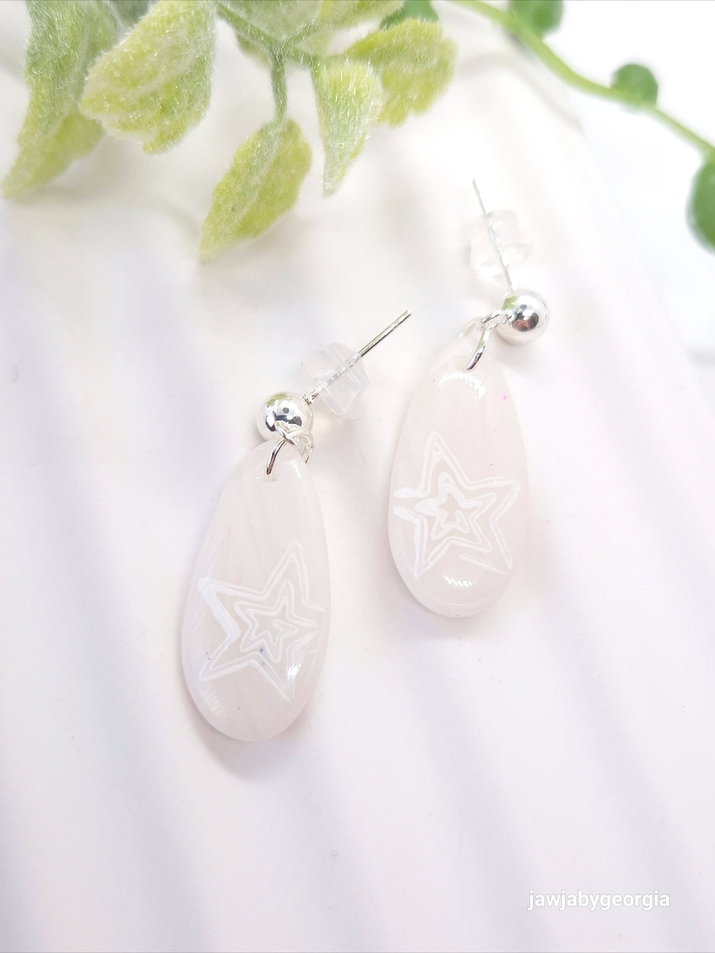 WHITE TEARDROP POLYMER CLAY EARRINGS