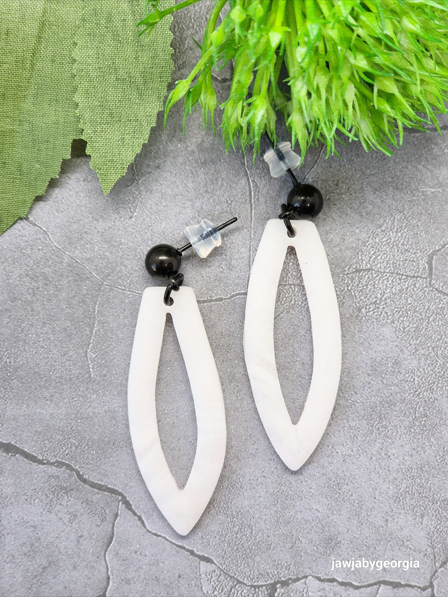 FROSTED WHITE MONOCHROMATIC POLYMER CLAY EARRINGS