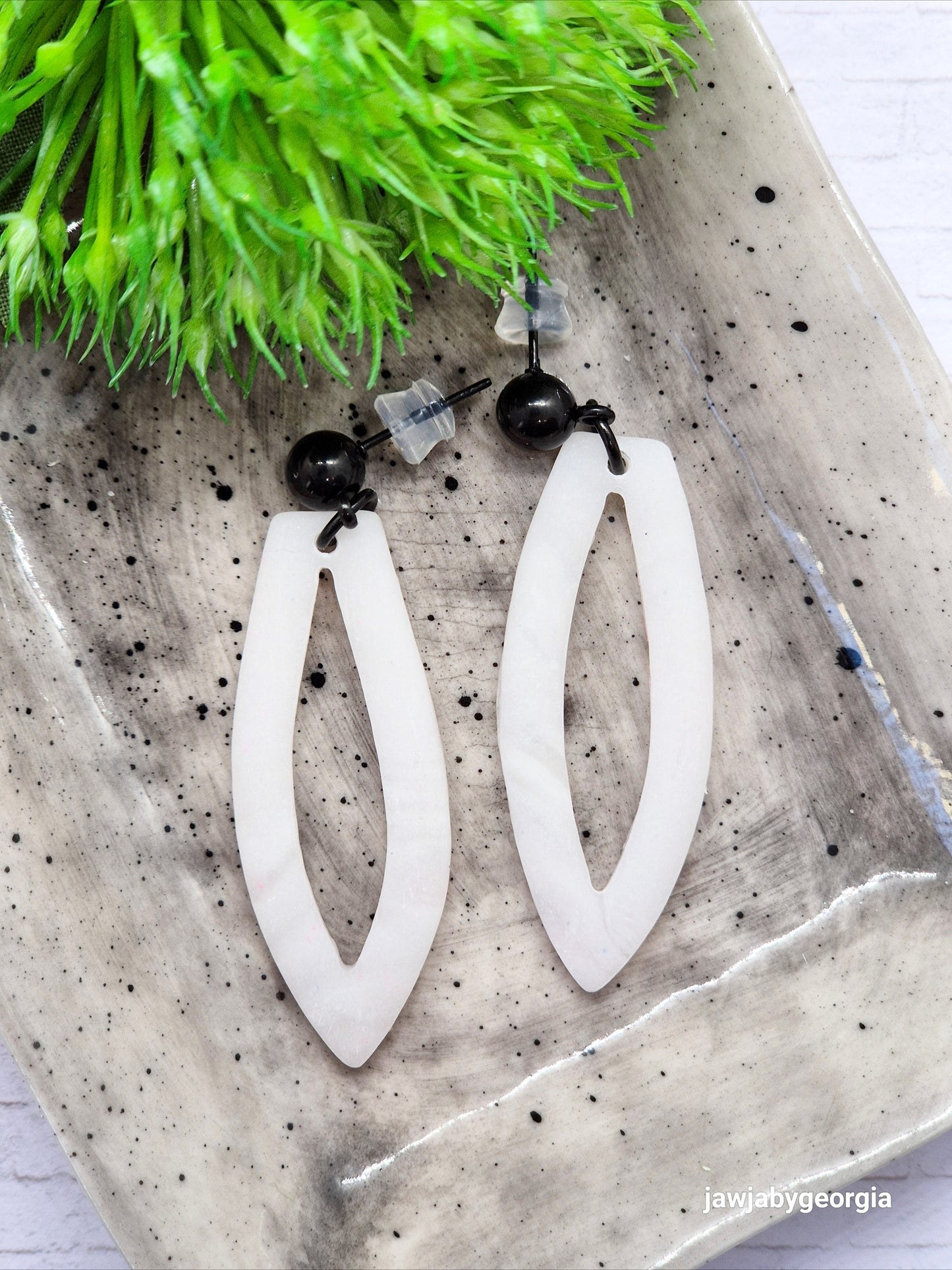 FROSTED WHITE MONOCHROMATIC POLYMER CLAY EARRINGS