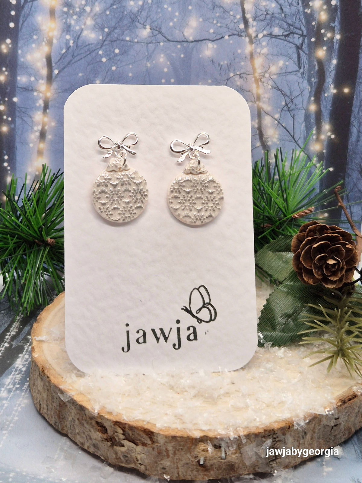 SILVER SNOWFLAKE BAUBLE EARRINGS